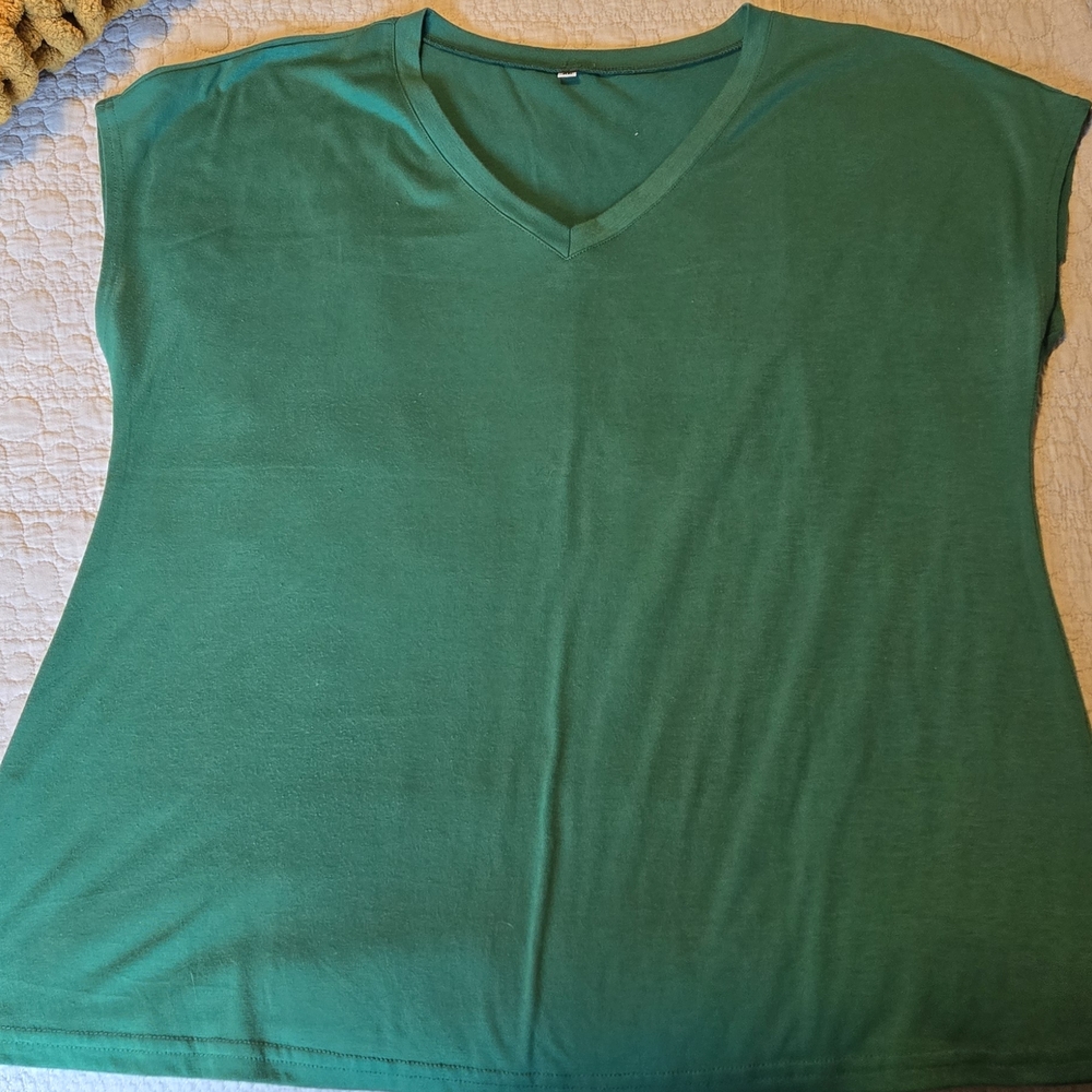 Women's Green V-Neck Top